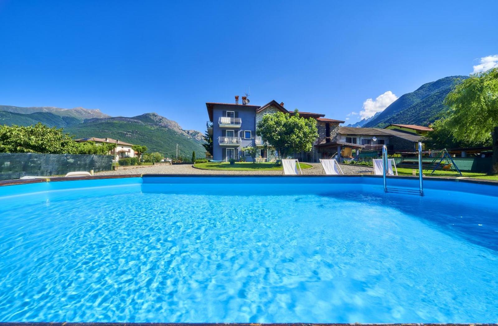 Casa Rosso Blu Bed & Breakfast Sorico Exterior photo